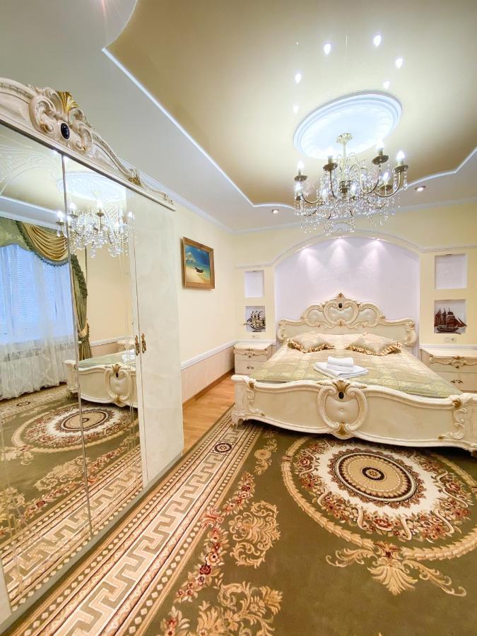 Петрос Family Hotel Yaremche Ngoại thất bức ảnh