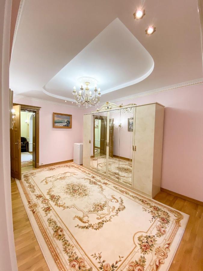 Петрос Family Hotel Yaremche Ngoại thất bức ảnh