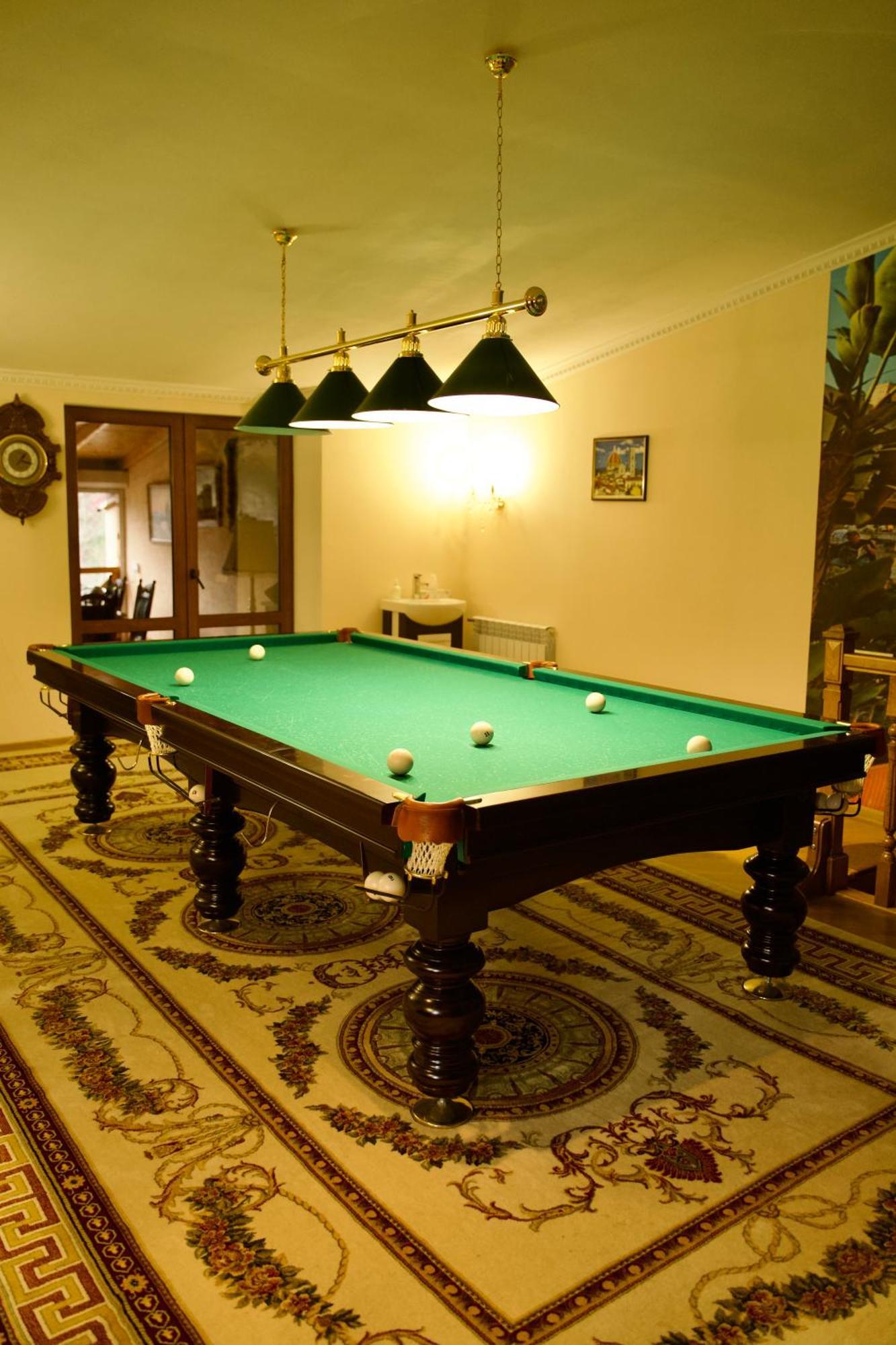Петрос Family Hotel Yaremche Ngoại thất bức ảnh